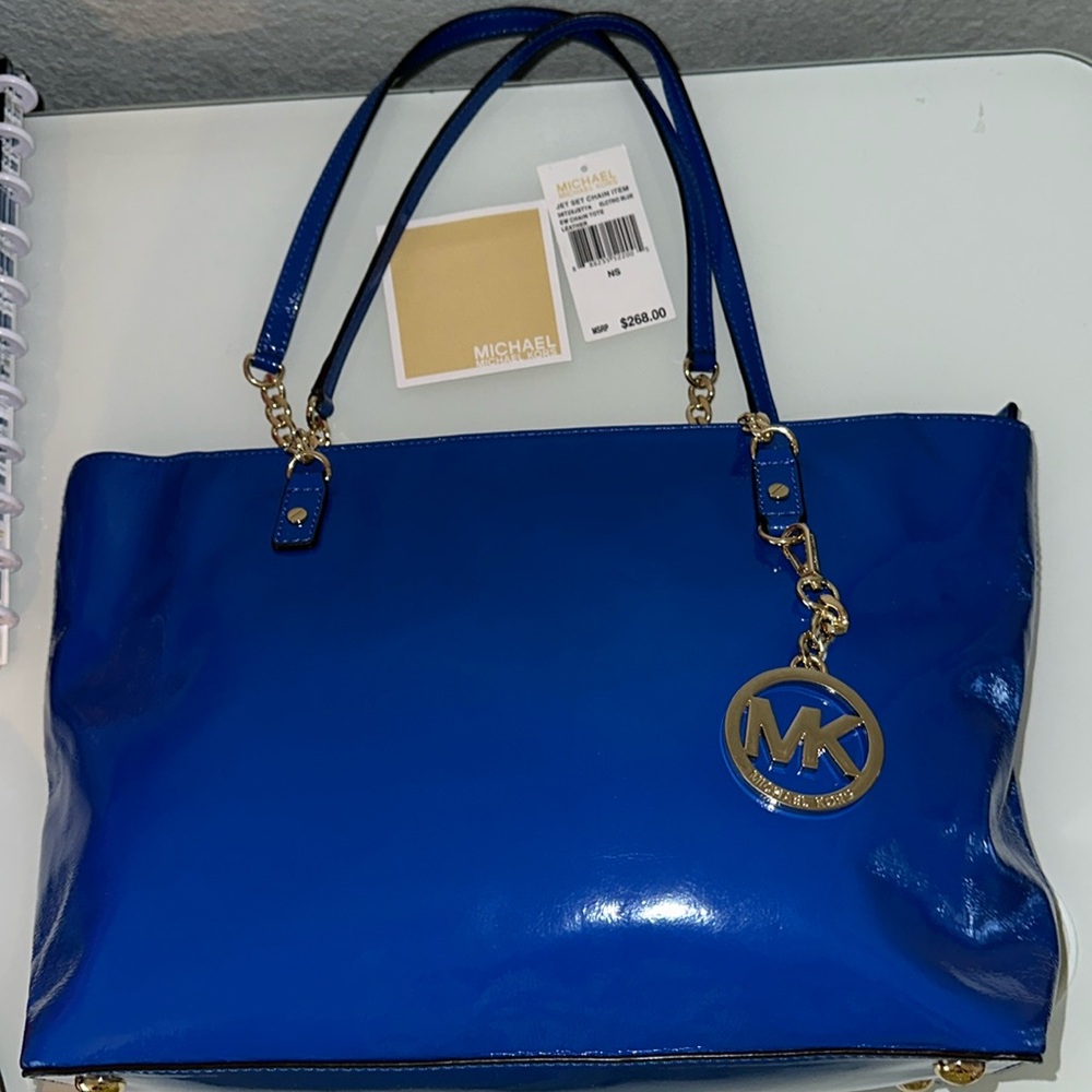 🩷pre-loved🩷electric blue⚡️💙 patent leather, Michael Kors bag with tags!
